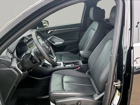Used 2023 Audi Q3 2.0T Premium Plus w/ Premium Plus Package AWD/4WD image 27