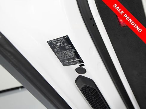 Used 2024 Lamborghini Revuelto image 15