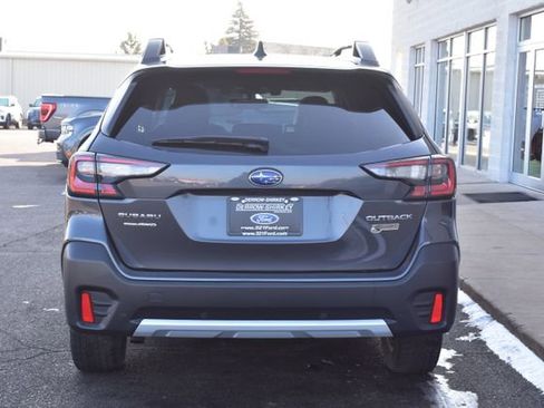 Used 2022 Subaru Outback Limited image 5