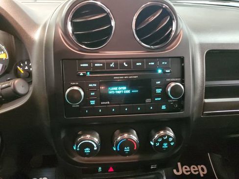 Used 2014 Jeep Patriot Sport w/ Power Value Group AWD/4WD image 18