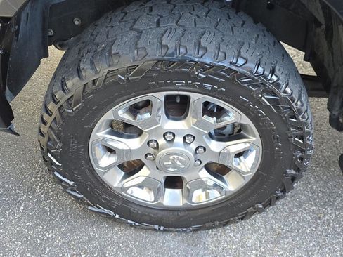 Used 2016 RAM 3500 Laramie Longhorn AWD/4WD image 38