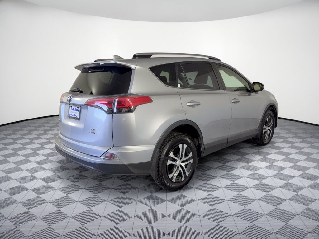 Used 2018 Toyota RAV4 LE w/ Carpet Mat Package AWD/4WD image 9