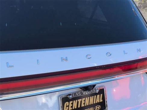 Used 2022 Lincoln Aviator Reserve w/ Equipment Group 201A image 11