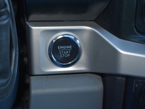 Used 2023 Ford F250 XLT w/ XLT Premium Package image 21