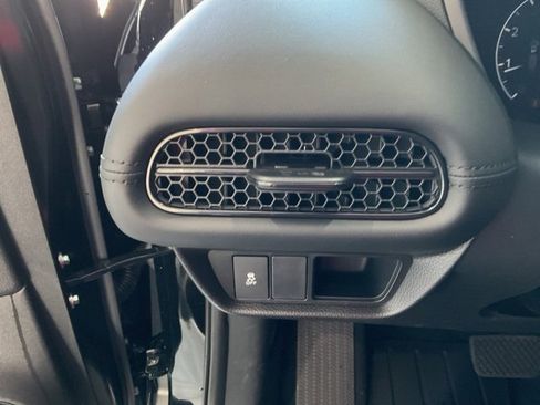 New 2026 Honda HR-V LX image 8