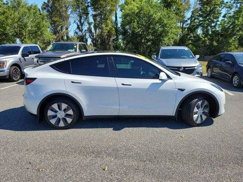 Used 2023 Tesla Model Y Long Range AWD/4WD image 9
