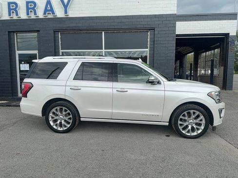 Used 2018 Ford Expedition Platinum AWD/4WD image 10