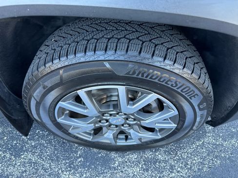 Used 2020 GMC Acadia SLE AWD/4WD image 13