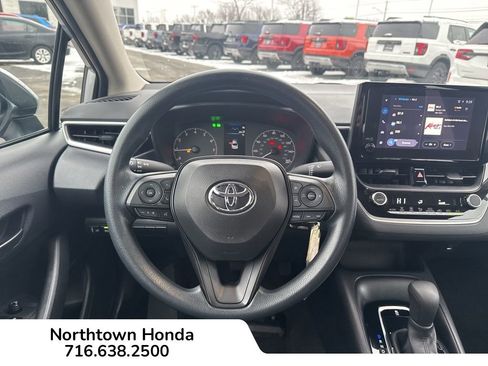Used 2024 Toyota Corolla LE image 19