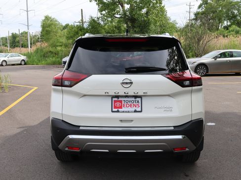 Used 2021 Nissan Rogue Platinum AWD/4WD image 4