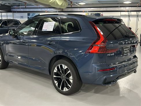 Certified 2026 Volvo XC60 B5 Plus AWD/4WD image 6