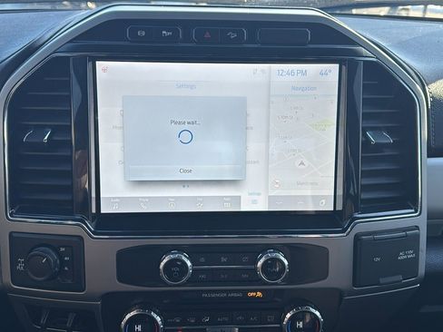 Used 2022 Ford F350 Lariat image 14