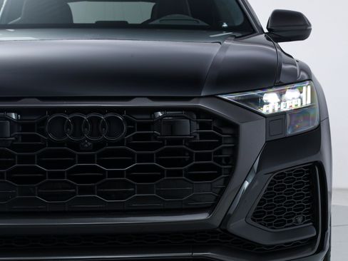 Used 2024 Audi RS Q8 AWD/4WD image 10