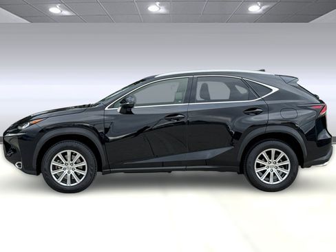 Used 2017 Lexus NX 200t FWD image 2