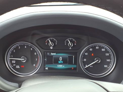 Used 2019 Buick Enclave Premium AWD/4WD image 16