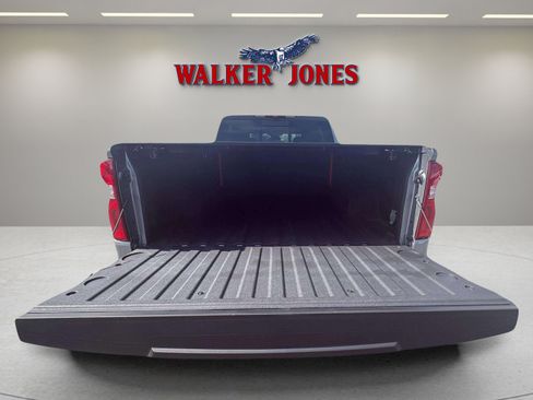 Used 2024 Chevrolet Silverado 1500 High Country w/ High Country Premium Package image 5