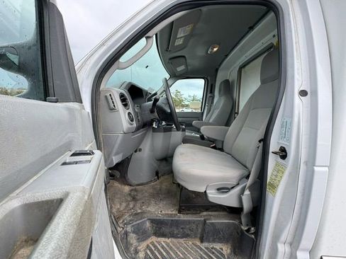 Used 2016 Ford E-350 and Econoline 350 Super Duty w/ Power Windows & Locks Group RWD image 11