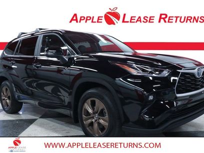 Used 2023 Toyota Highlander Bronze Edition