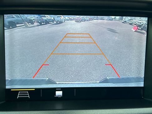 Used 2020 Chevrolet Colorado Z71 image 14