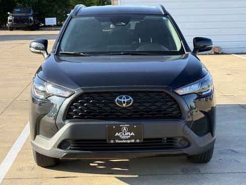 Used 2023 Toyota Corolla Cross LE AWD/4WD image 7