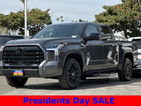 Used 2025 Toyota Tundra Limited image 8