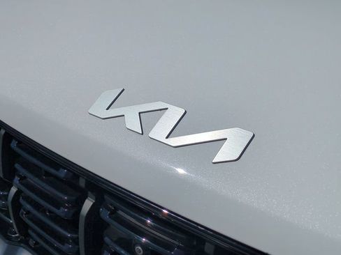 Certified 2024 Kia Sorento SX Prestige AWD/4WD image 10