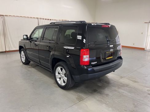 Used 2015 Jeep Patriot Latitude image 6