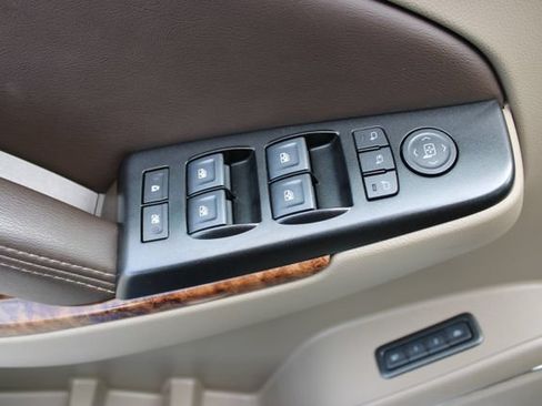 Used 2020 Chevrolet Tahoe Premier AWD/4WD image 15