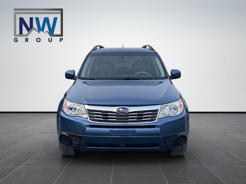 Used 2010 Subaru Forester 2.5X Premium image 2