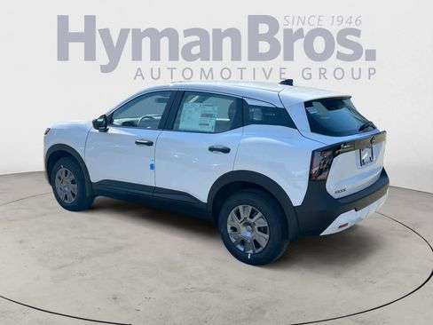 New 2026 Nissan Kicks S image 6