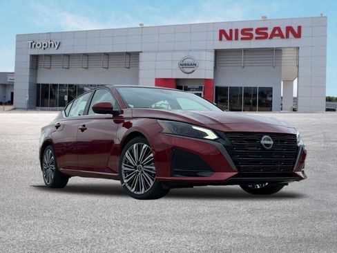 New 2026 Nissan Altima 2.5 SV FWD image 1