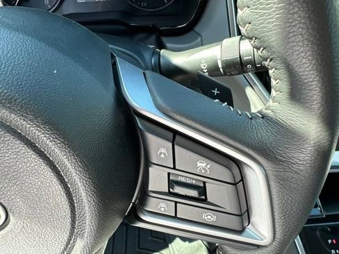 Used 2025 Subaru Outback Premium AWD/4WD image 15