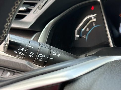 Used 2019 Honda Civic EX image 32