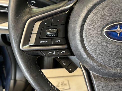 Used 2020 Subaru Forester Premium AWD/4WD image 11