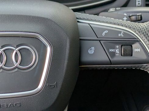 Used 2025 Audi A5 2.0T Premium Plus image 11