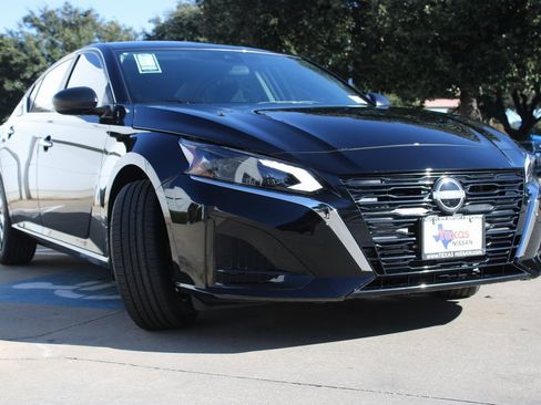 New 2025 Nissan Altima 2.5 S image 4