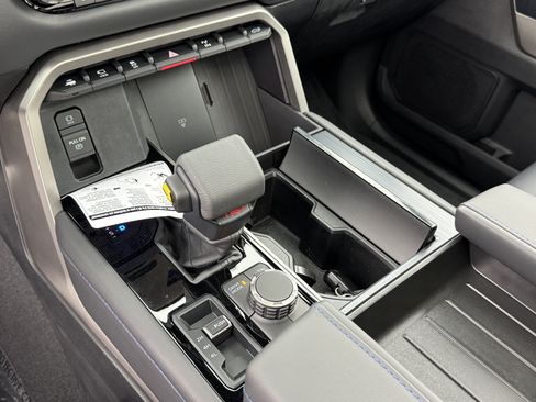 New 2026 Toyota Tundra Platinum AWD/4WD image 19