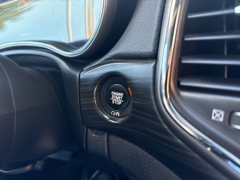 Certified 2020 Jeep Grand Cherokee Laredo image 21