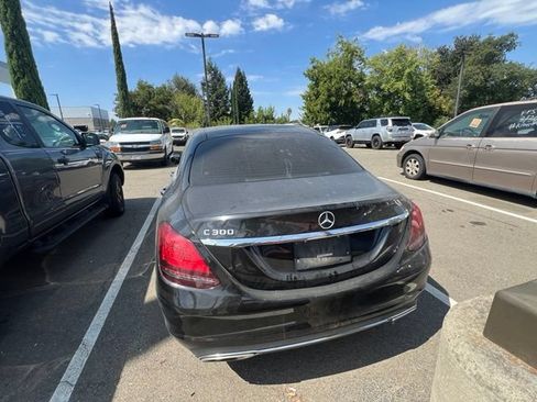 Used 2021 Mercedes-Benz C 300 Sedan w/ Premium Package image 9