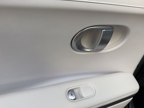 Used 2022 Hyundai Ioniq 5 SEL w/ Cargo Package image 24