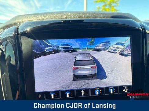 Used 2020 Chevrolet Traverse RS w/ LPO, Floor Liner Package FWD image 30