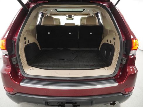 Certified 2020 Jeep Grand Cherokee Limited w/ Luxury Group II image 46