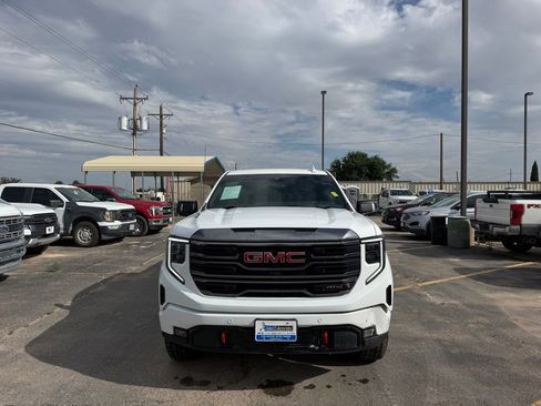 Used 2024 GMC Sierra 1500 AT4 AWD/4WD image 8