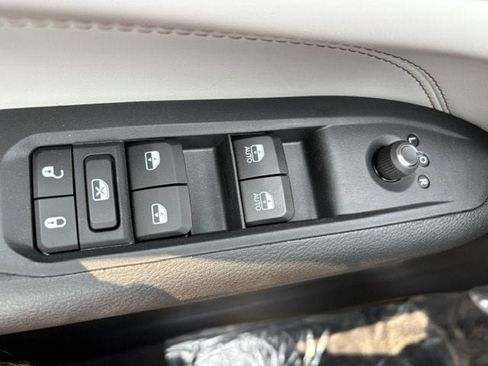 New 2026 Jeep Compass Limited AWD/4WD image 22