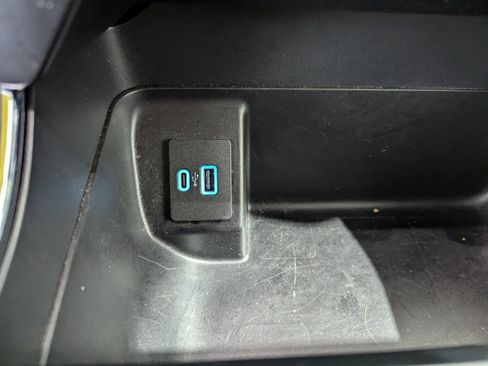 Used 2024 Ford F150 XLT w/ Mobile Office Package image 24