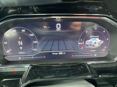 New 2024 GMC Sierra 1500 Elevation image 18