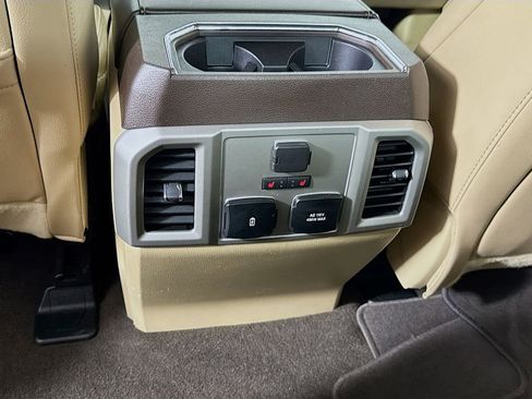 Used 2018 Ford F150 Lariat w/ Equipment Group 502A Luxury image 28