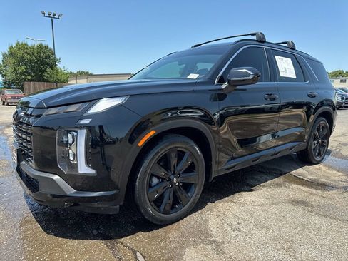 Used 2024 Hyundai Palisade XRT FWD image 3