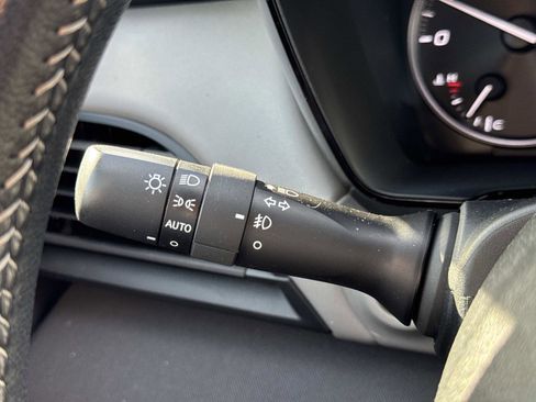 Certified 2024 Subaru Outback Premium image 29