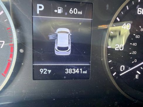 Used 2021 Hyundai Tucson Value w/ Cargo Package FWD image 4